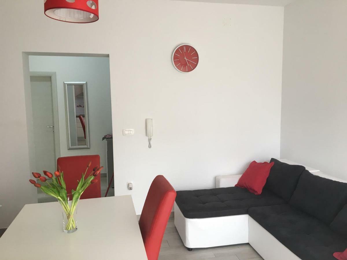 Apartment Vedran Kaštela Exterior foto